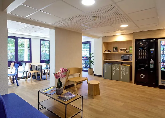 3 Etoiles Hotel 3*
